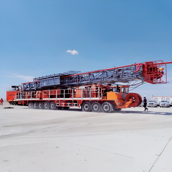 Multi-stage-Mast-Mountain-Workover-Rig image 3